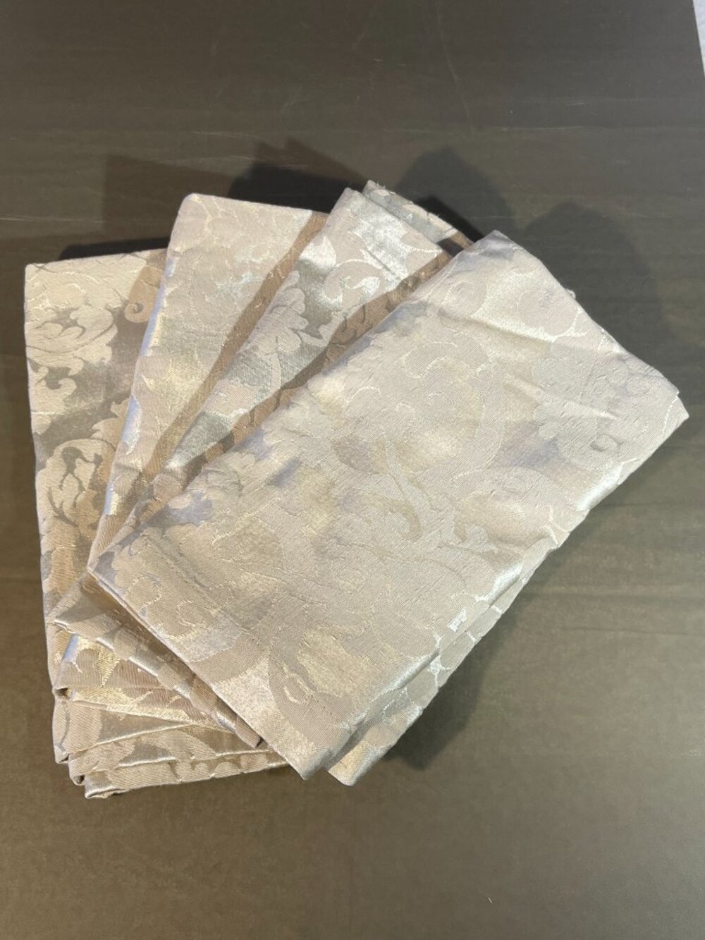 Marquis by Waterford ELLIS Napkin Set of 4 - Cream 20x20 (1417)